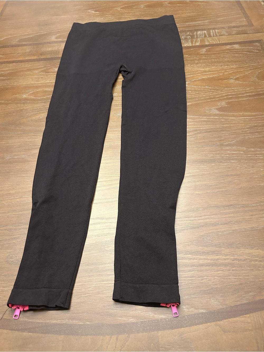 George Black Leggings with Pink Ankle Zips